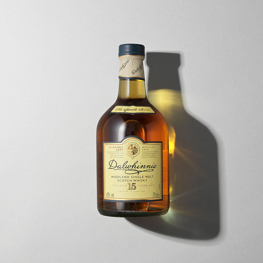 Dalwhinnie 15 Jahre Highland Single Malt Scotch Whisky 70cl mit Geschenkverpackung